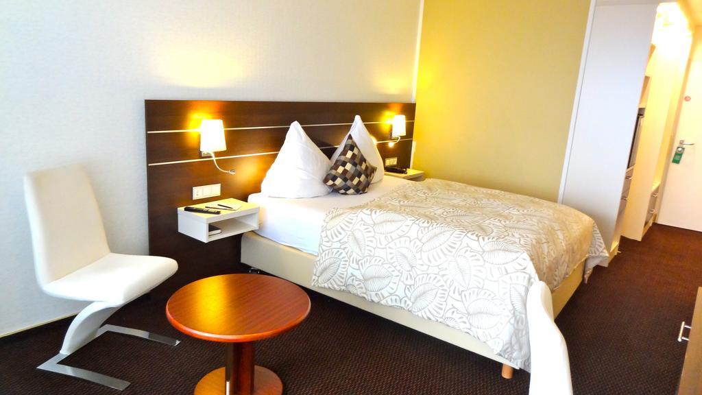 Hotel Scheidberg Wallerfangen Cameră foto